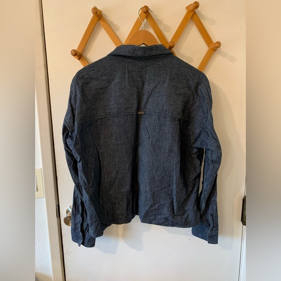 PrAna Ediza tie front chambray button up in Size M - Picture 2 of 7